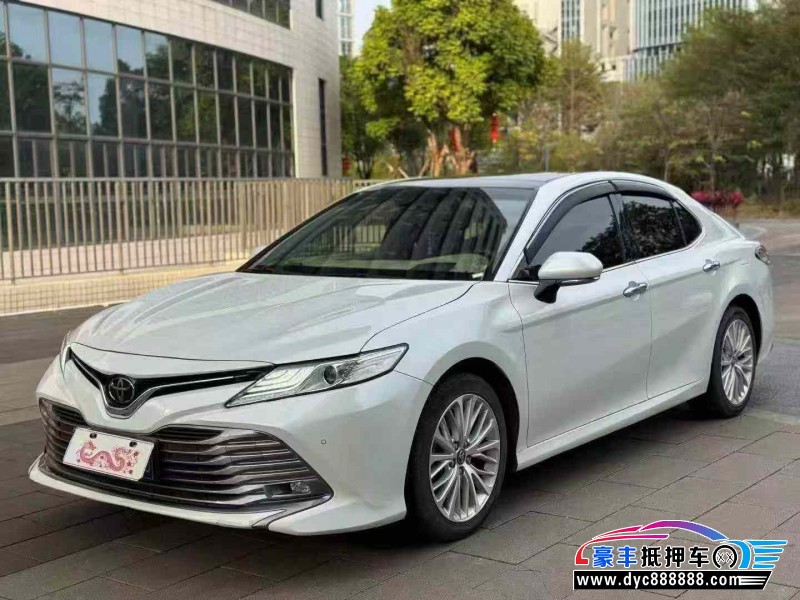 20年丰田凯美瑞轿车抵押车出售