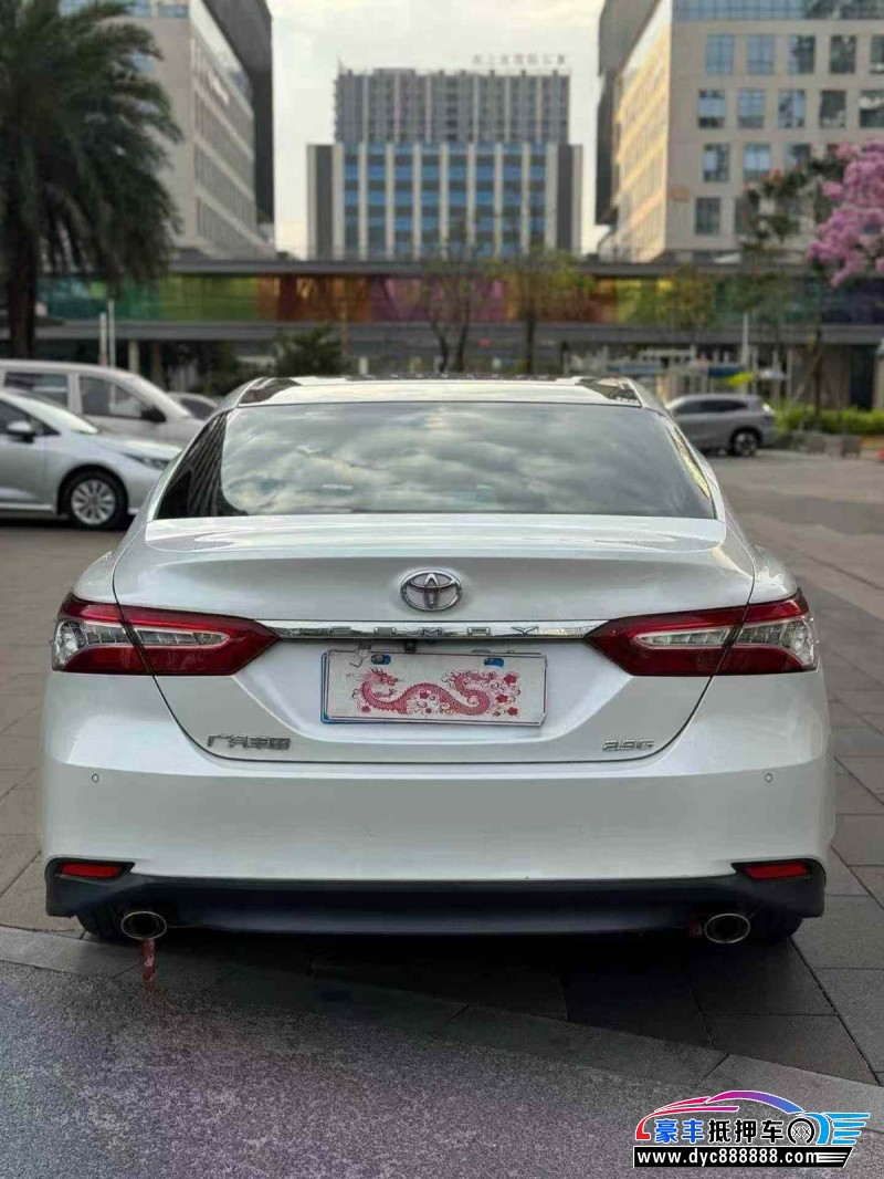 20年丰田凯美瑞轿车抵押车出售