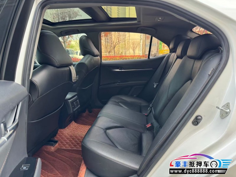 20年丰田凯美瑞轿车抵押车出售