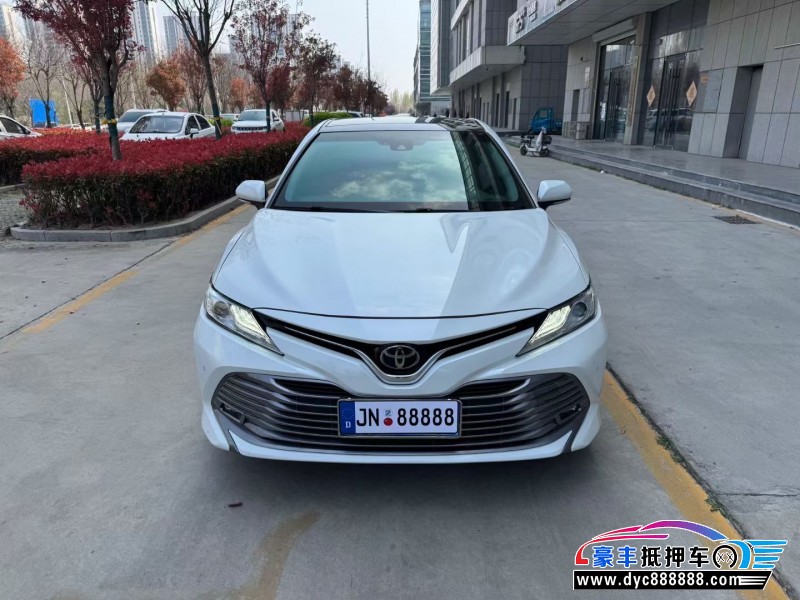 20年丰田凯美瑞轿车抵押车出售