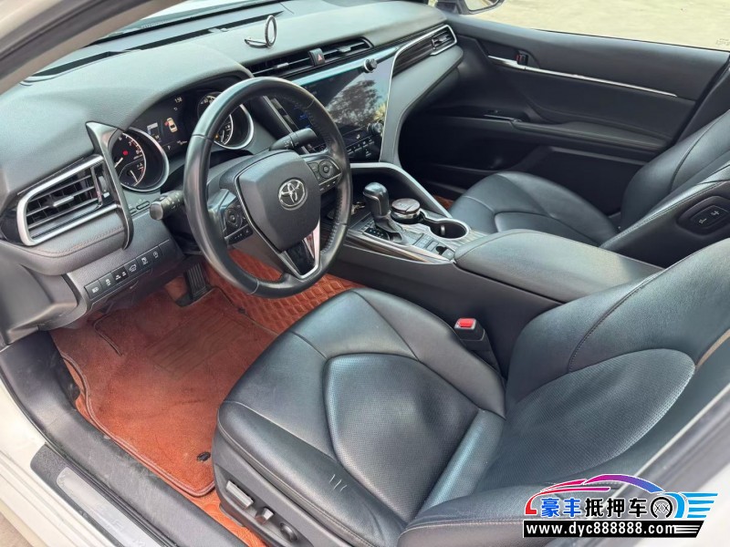 20年丰田凯美瑞轿车抵押车出售