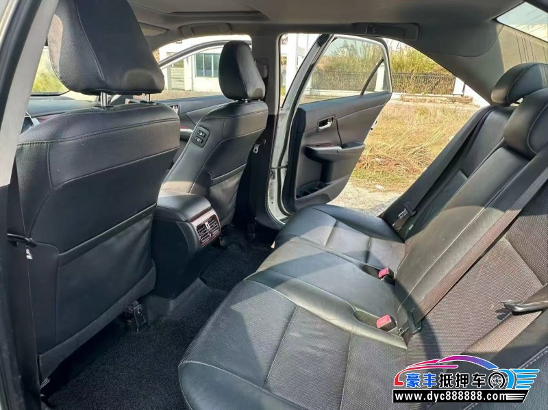 14年丰田凯美瑞轿车抵押车出售