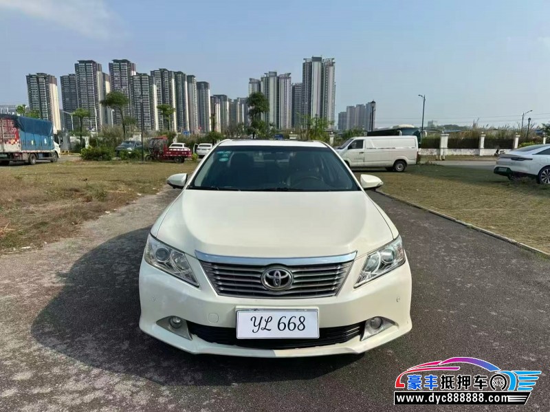 14年丰田凯美瑞轿车抵押车出售