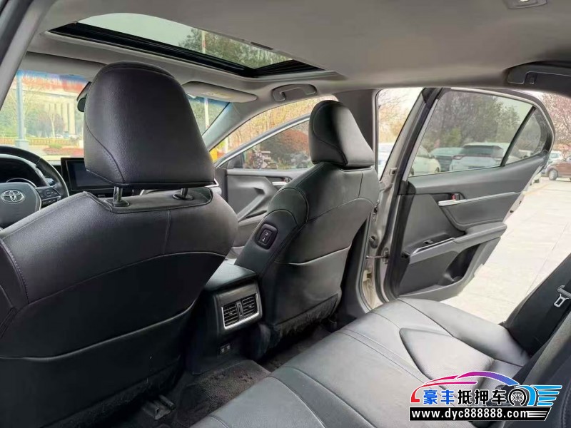 23年丰田凯美瑞轿车抵押车出售