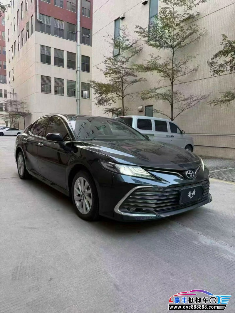 22年丰田凯美瑞轿车抵押车出售