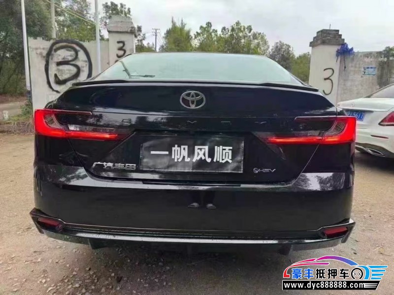 25年丰田凯美瑞轿车抵押车出售