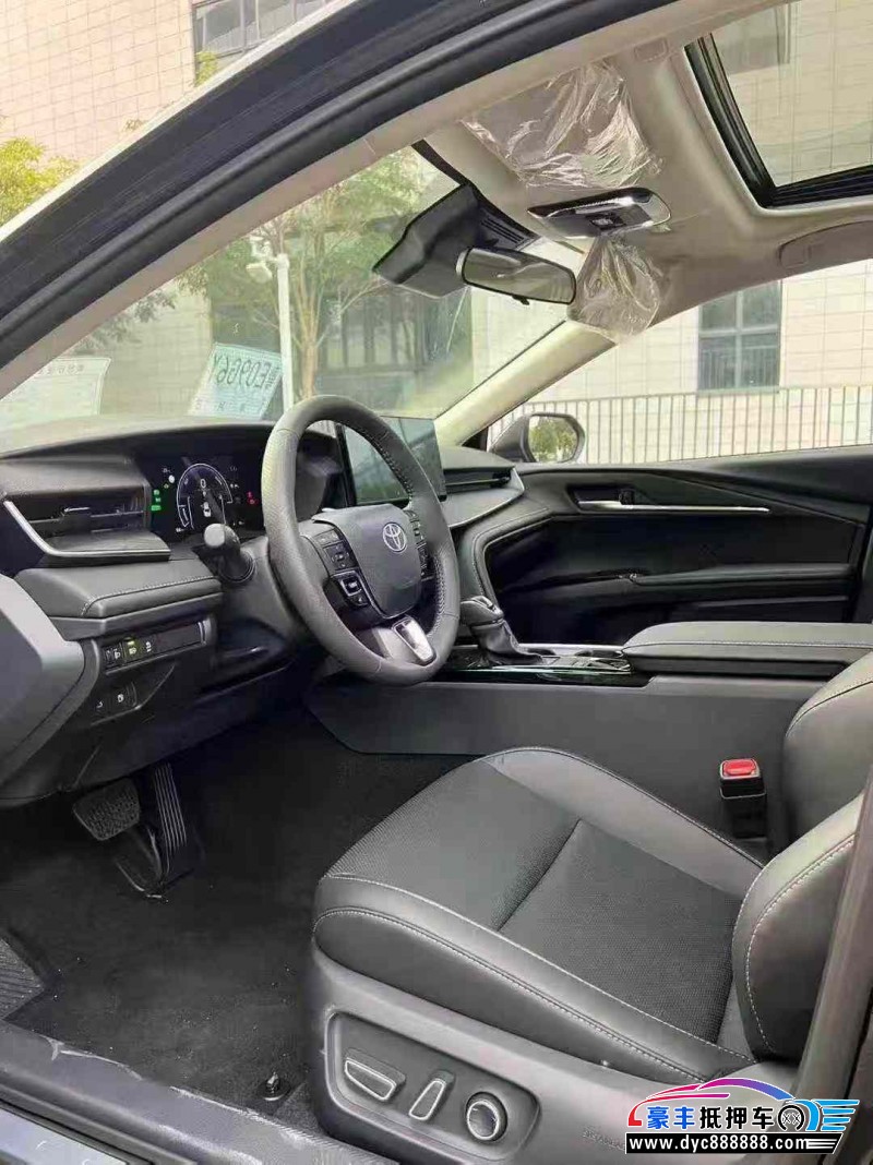 25年丰田凯美瑞轿车抵押车出售