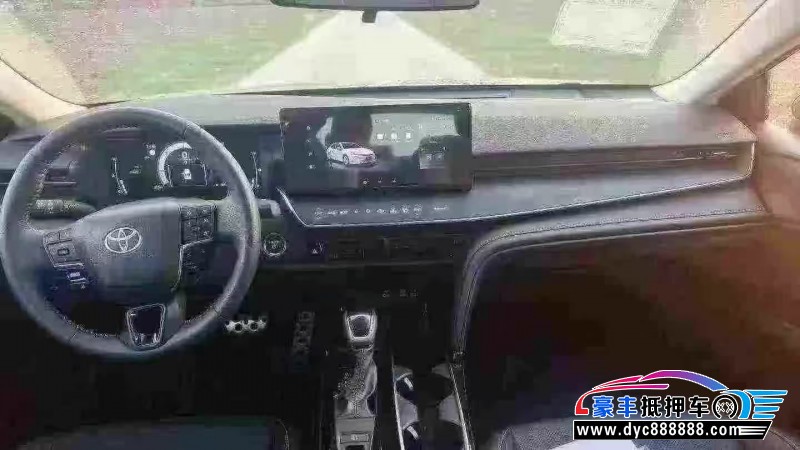 26年丰田凯美瑞轿车抵押车出售