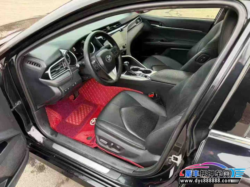 19年丰田凯美瑞轿车抵押车出售