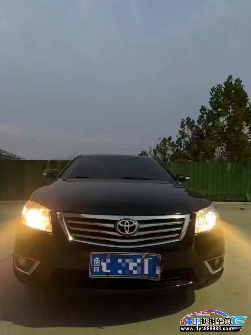 抵押车出售13年丰田凯美瑞轿车