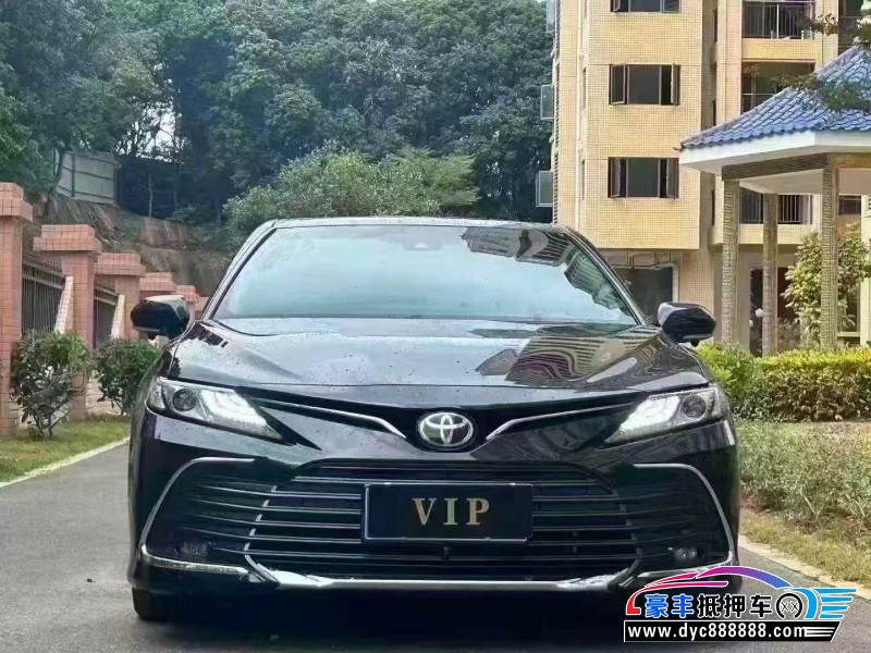 抵押车出售23年丰田凯美瑞轿车