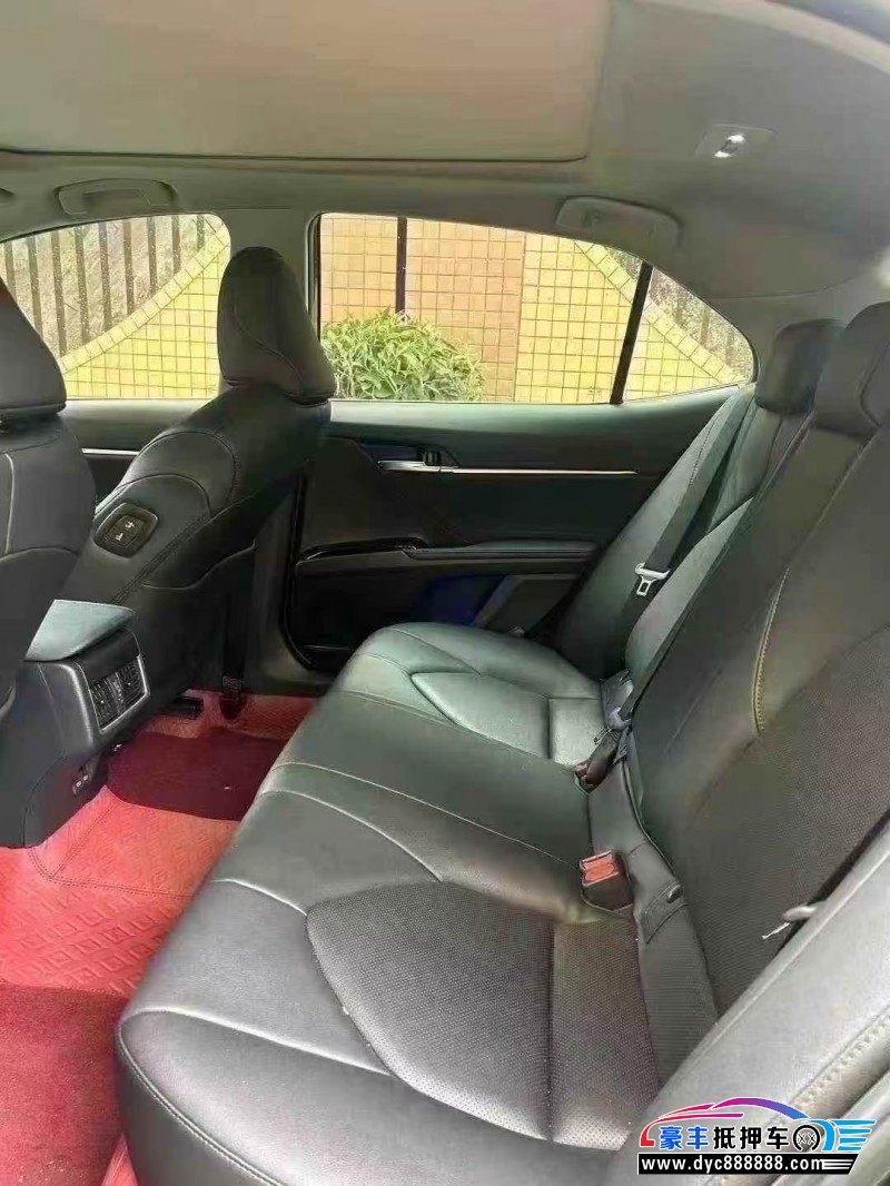 23年丰田凯美瑞轿车抵押车出售