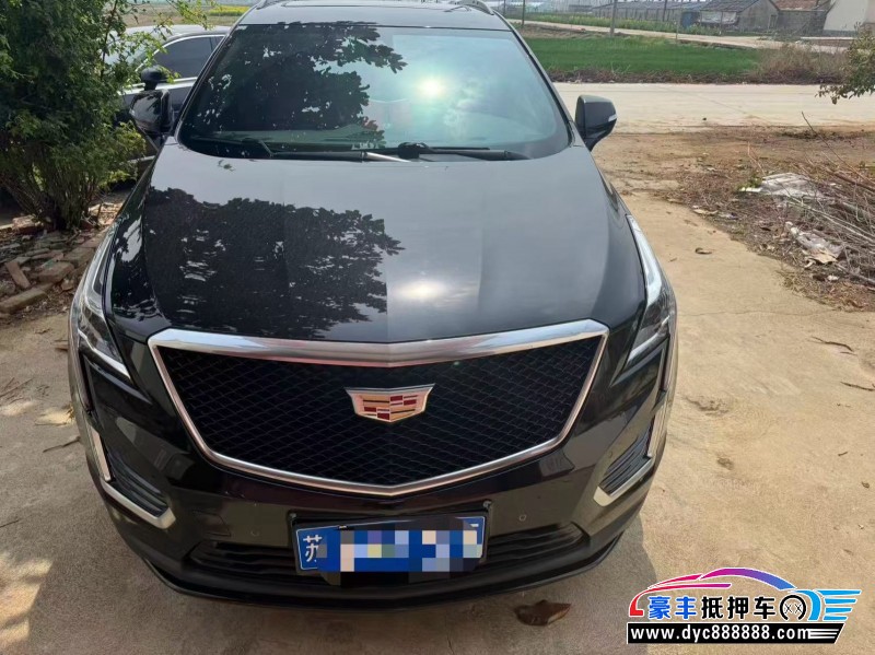 抵押车出售23年凯迪拉克XT5轿车