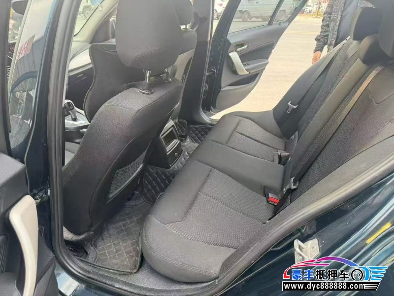 17年宝马1系轿车抵押车出售