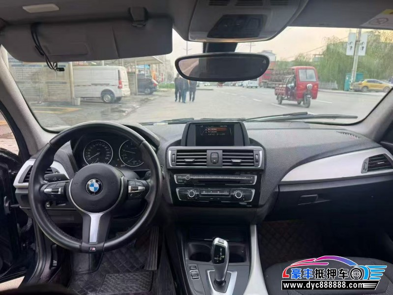 17年宝马1系轿车抵押车出售