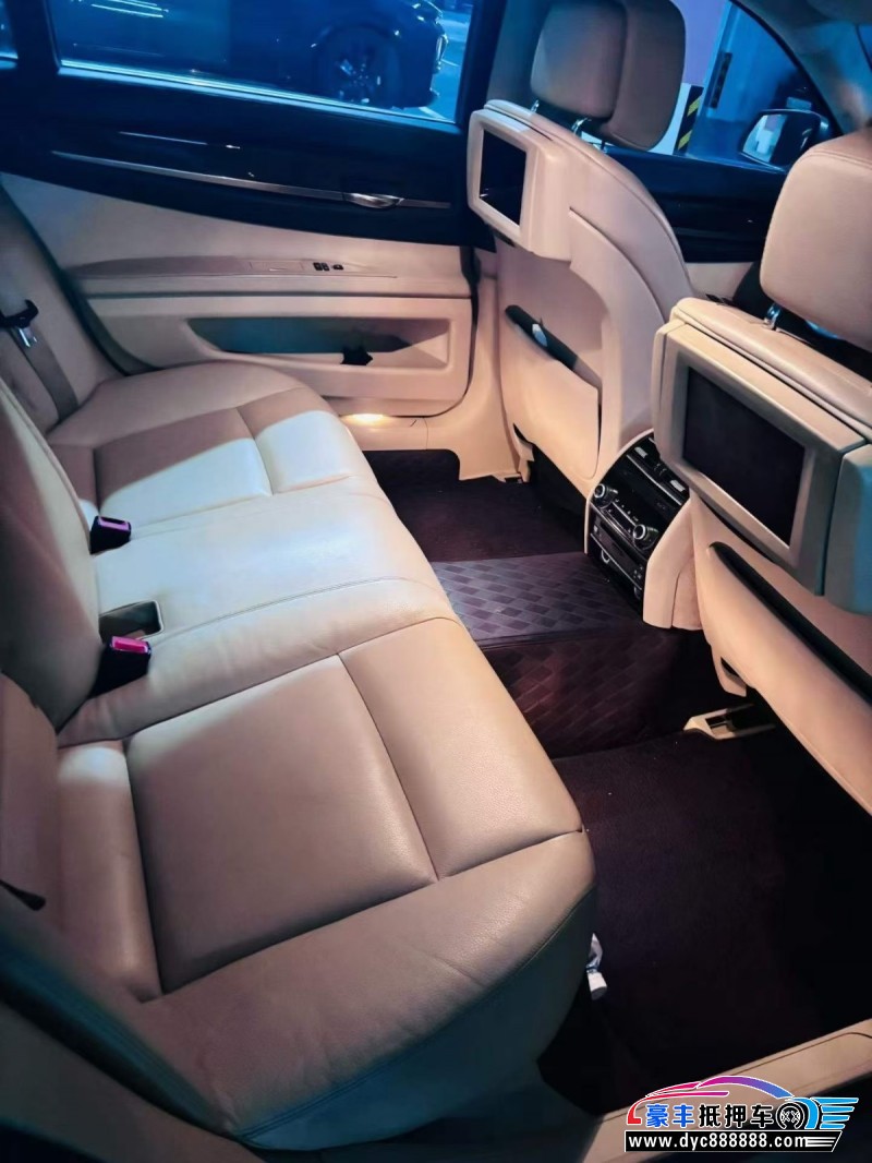 11年宝马7系轿车抵押车出售