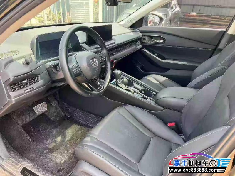 24年本田雅阁轿车抵押车出售