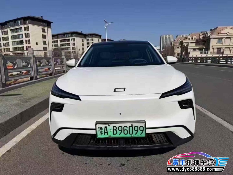 25年奔腾悦意轿车抵押车出售