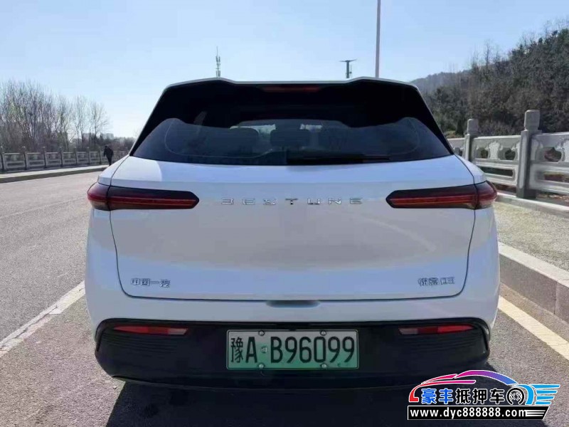 25年奔腾悦意轿车抵押车出售