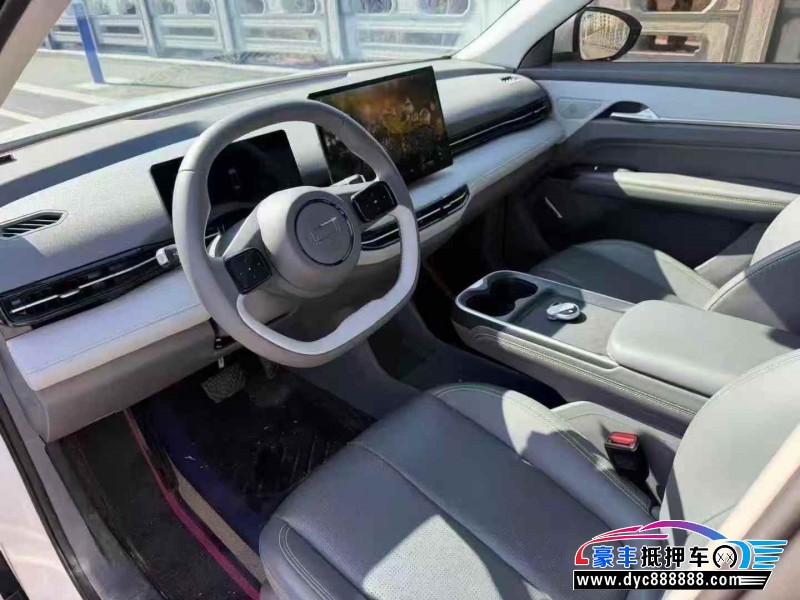 25年奔腾悦意轿车抵押车出售