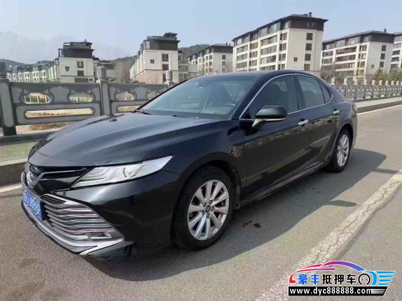 19年丰田凯美瑞轿车抵押车出售