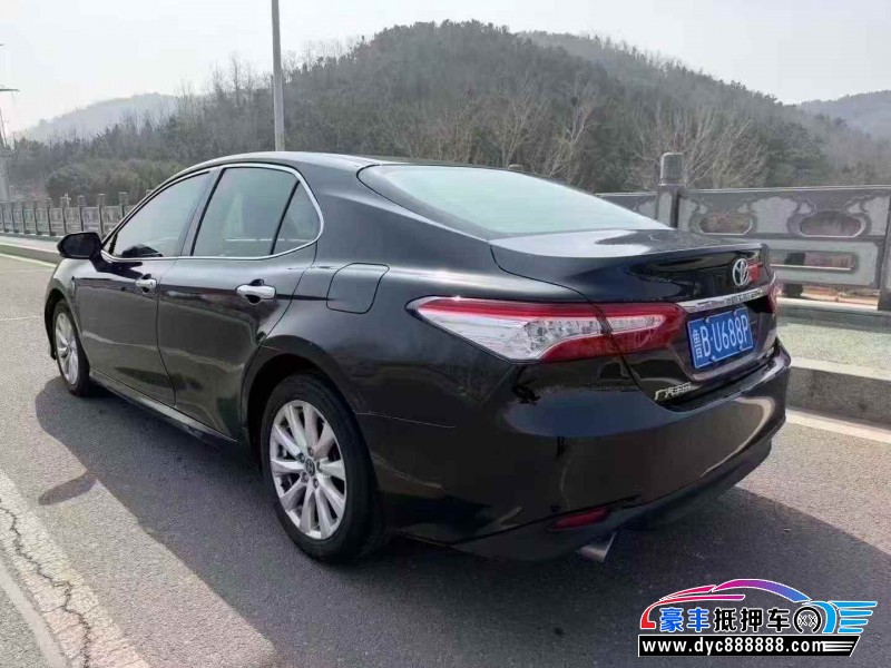 19年丰田凯美瑞轿车抵押车出售