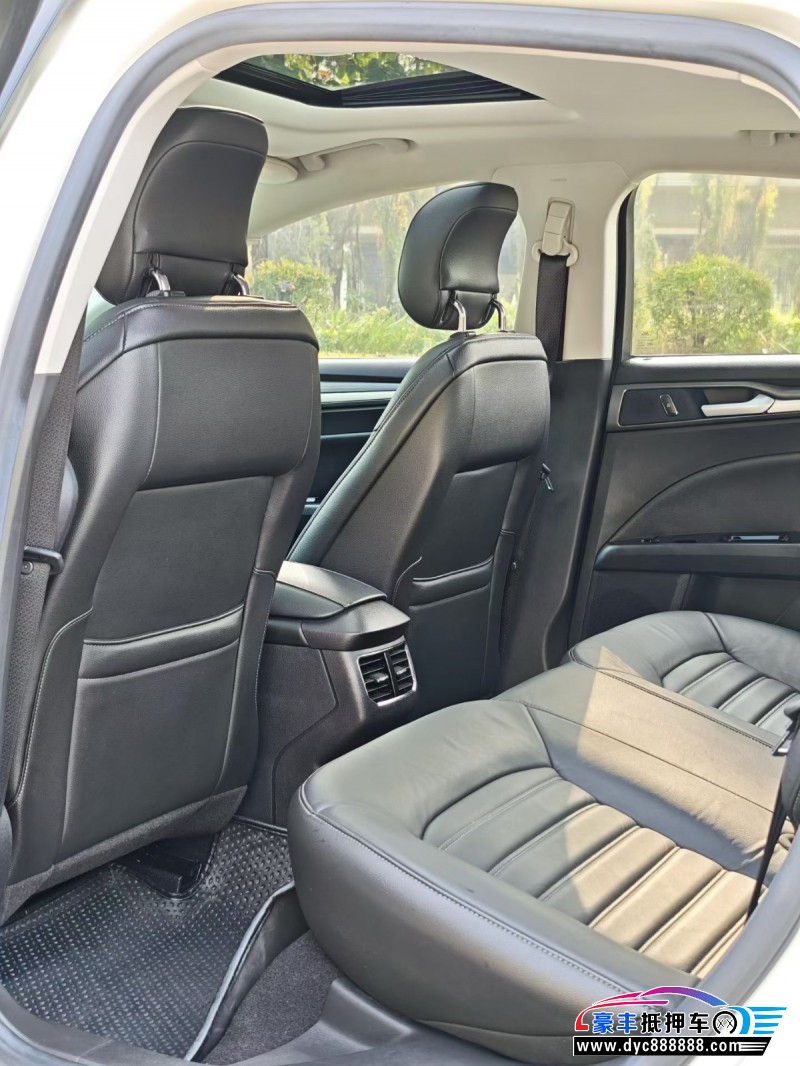 14年福特蒙迪欧轿车抵押车出售