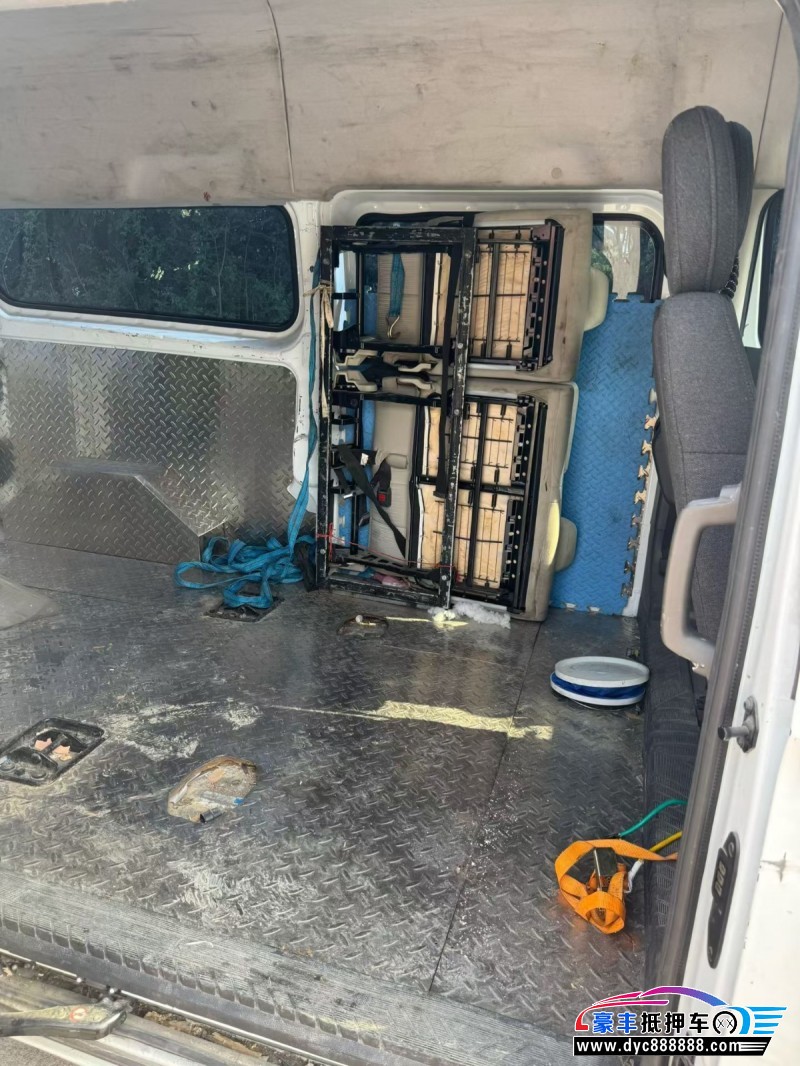 23年福特全顺轿车抵押车出售