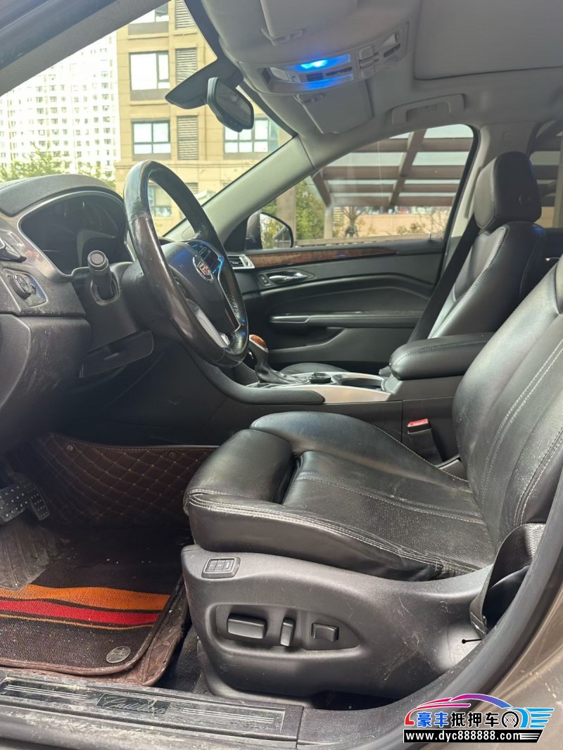 14年凯迪拉克SRX轿车抵押车出售