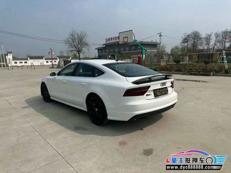 16年奥迪A7轿车抵押车出售