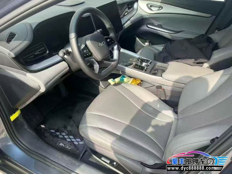 25年比亚迪海豹轿车抵押车出售