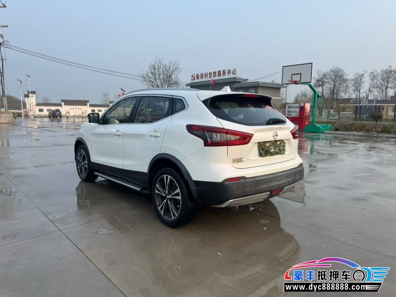 19年日产逍客轿车抵押车出售