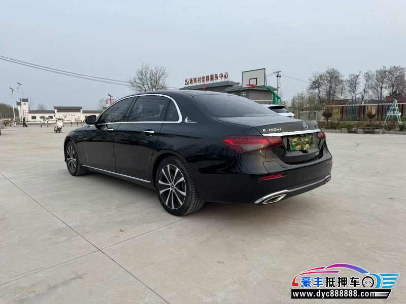 23年奔驰E轿车抵押车出售