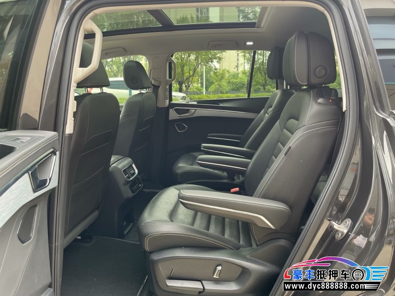 22年大众揽镜轿车抵押车出售