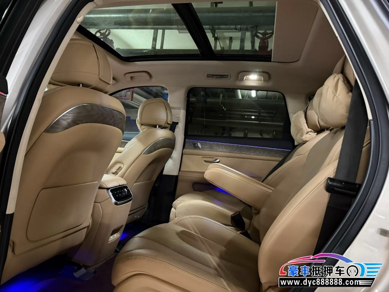 23年华为问界轿车抵押车出售