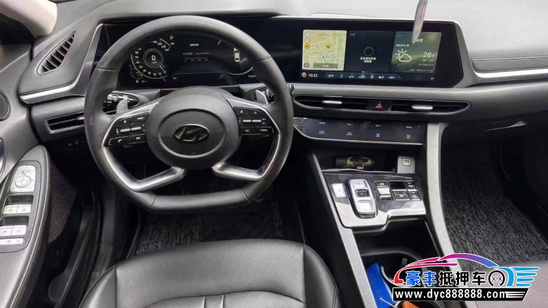 20年现代索纳塔轿车抵押车出售