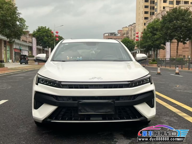 抵押车出售24年江淮思皓A5轿车