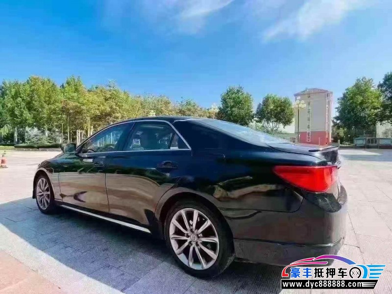 13年丰田锐志轿车抵押车出售