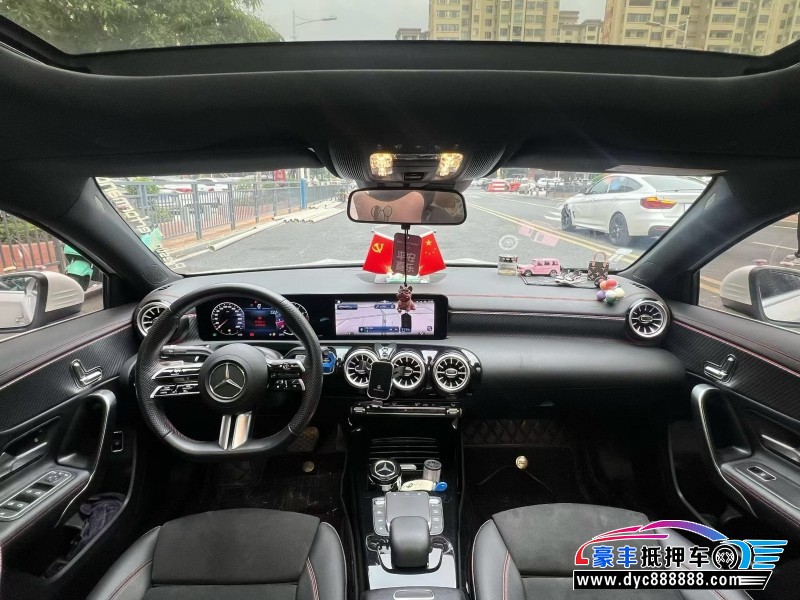 23年奔驰A轿车抵押车出售