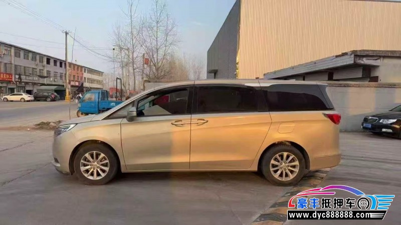 20年别克GL8轿车抵押车出售