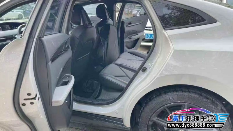 23年长安长安UNI轿车抵押车出售