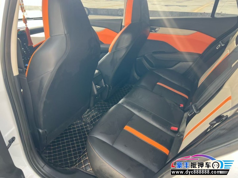 22年东风风神奕炫轿车抵押车出售