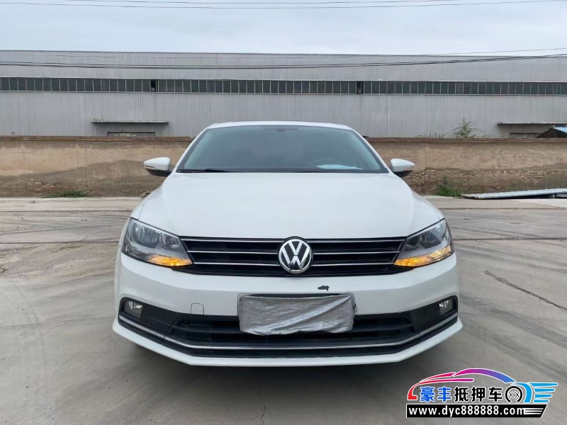 抵押车出售18年大众速腾轿车