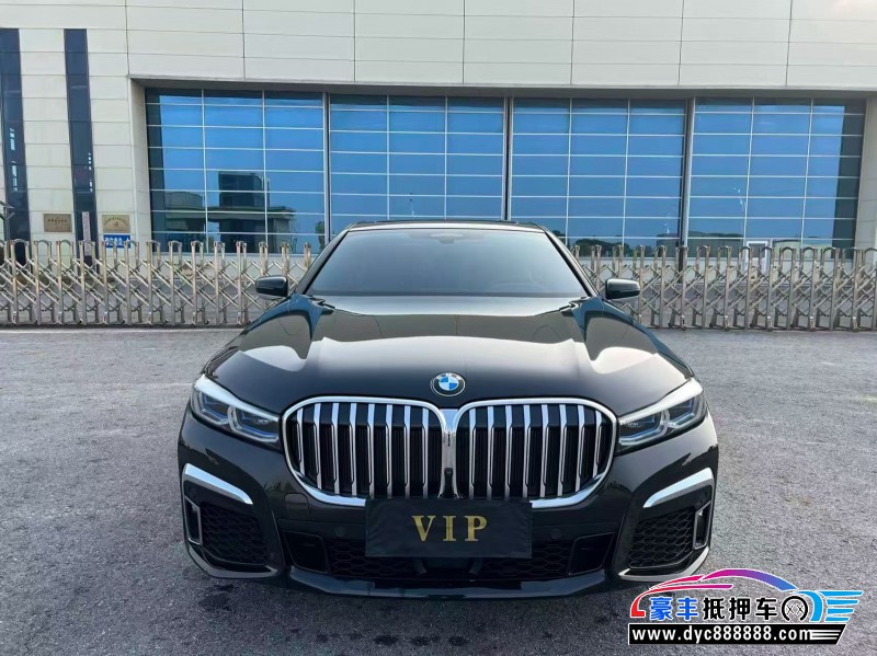 抵押车出售23年宝马7系轿车