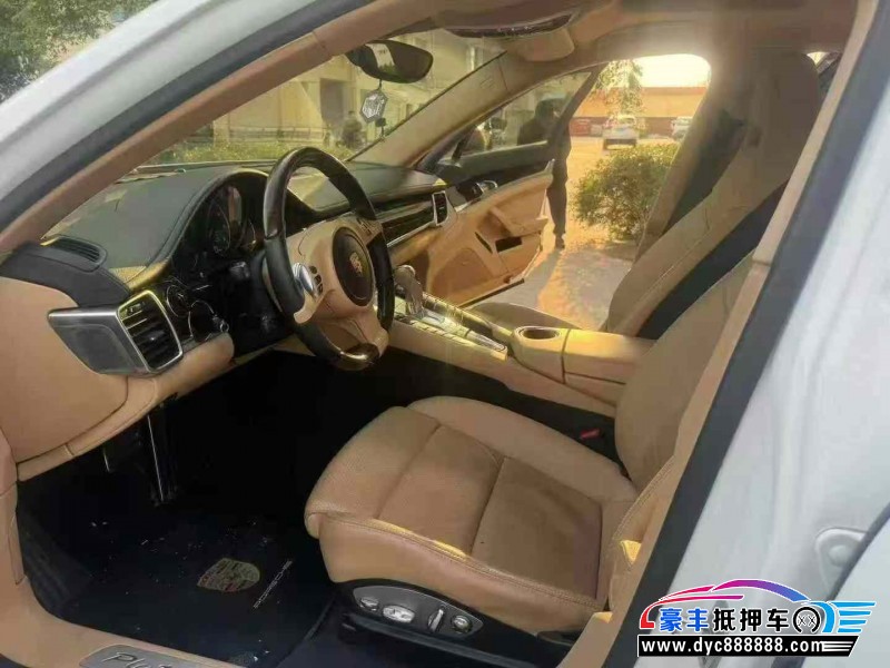 13年保时捷帕纳梅拉轿车抵押车出售