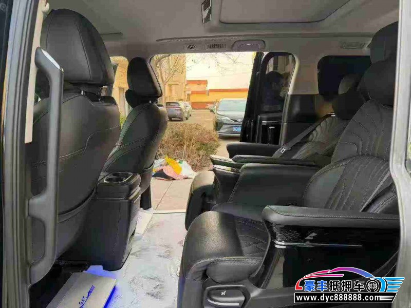 24年传祺M8轿车抵押车出售