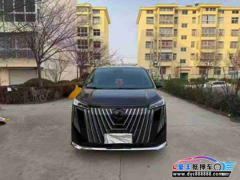 抵押车出售24年传祺M8轿车