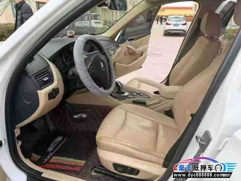 12年宝马X1轿车抵押车出售