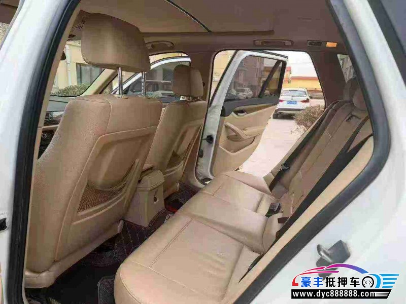 12年宝马X1轿车抵押车出售