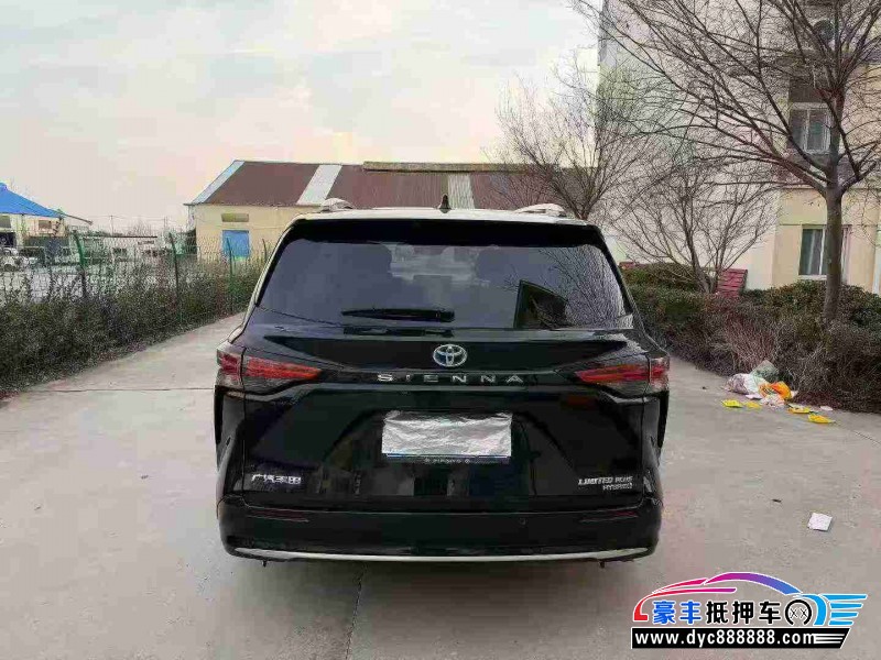 23年丰田塞纳轿车抵押车出售